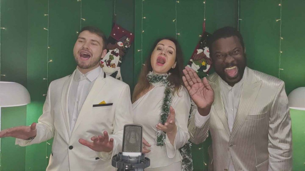 10 лучших Новогодних песен